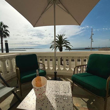 L'Hotel De La Plage Le Grau-du-Roi Buitenkant foto