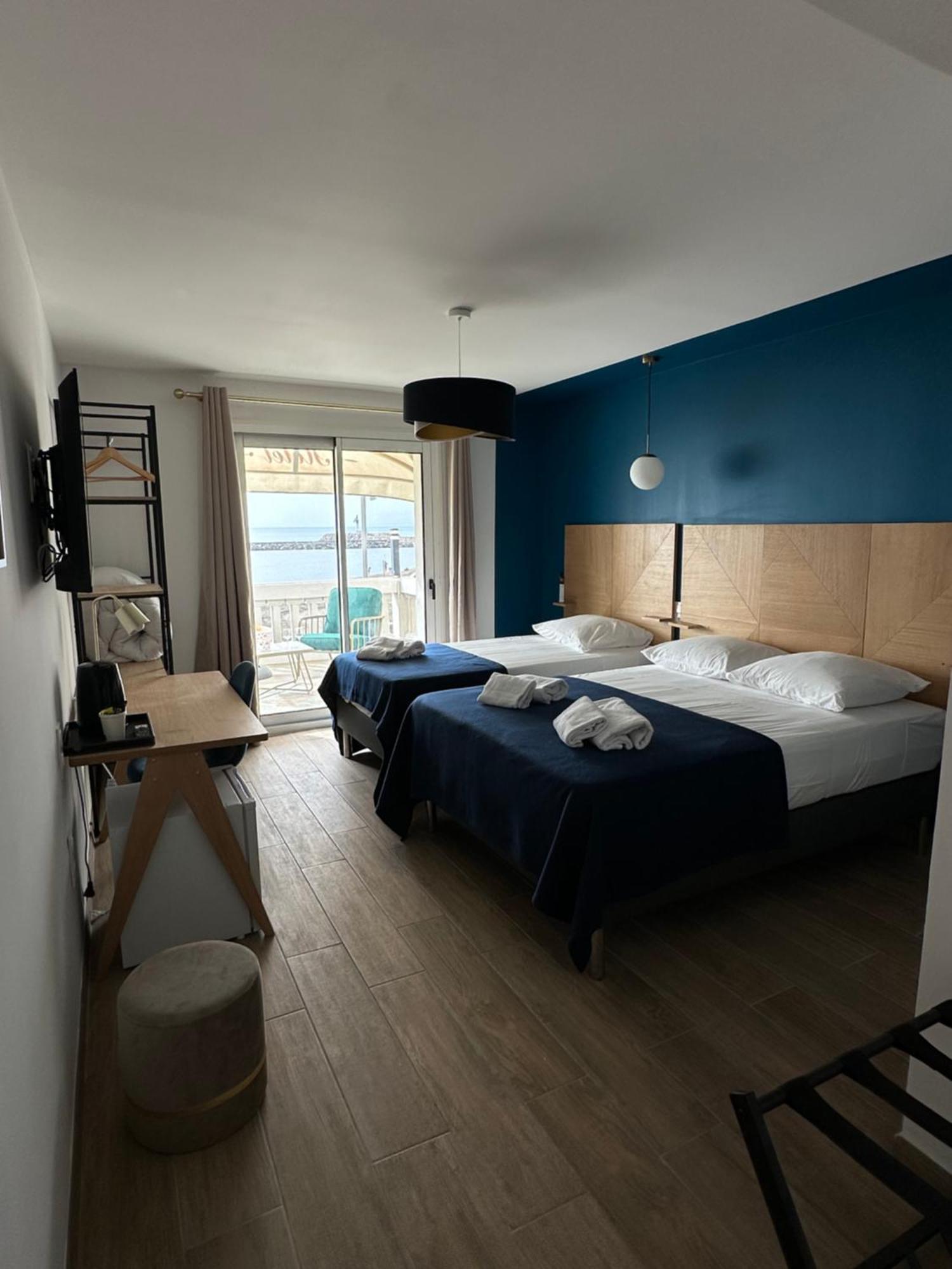 L'Hotel De La Plage Le Grau-du-Roi Buitenkant foto
